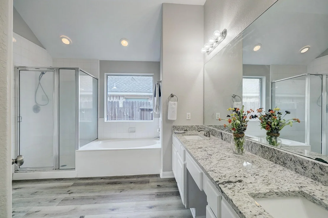 Photo of 24031 Holleygate Court