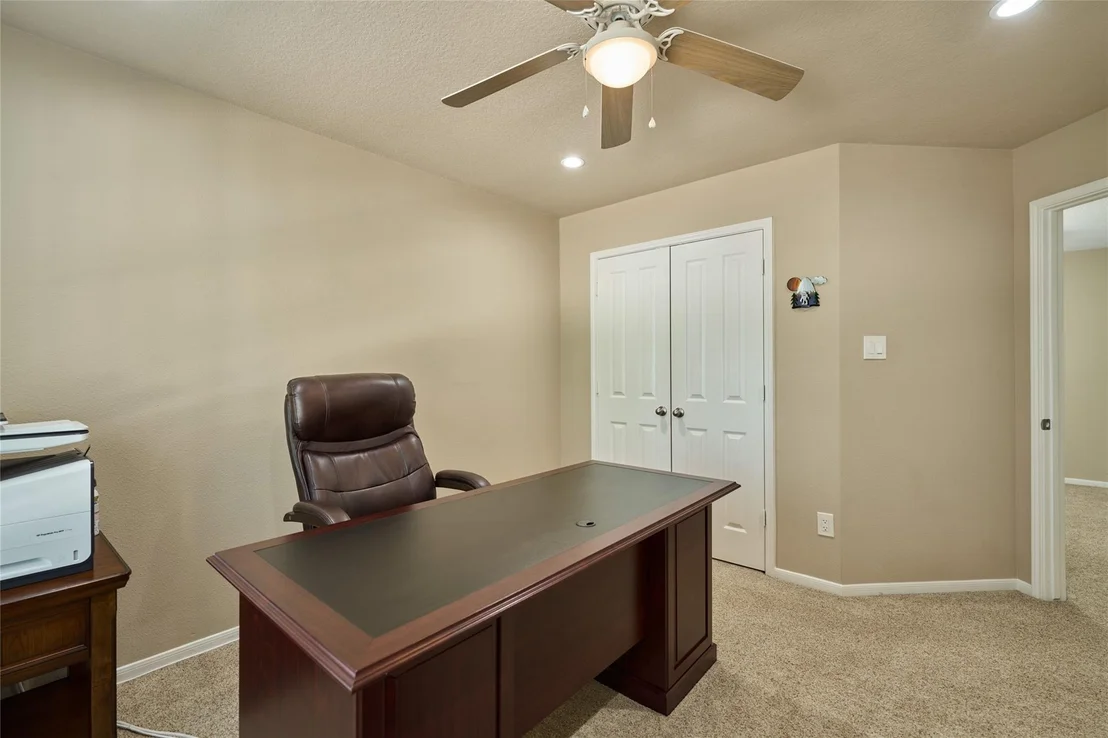 Photo of 18 Glade Bank Place
