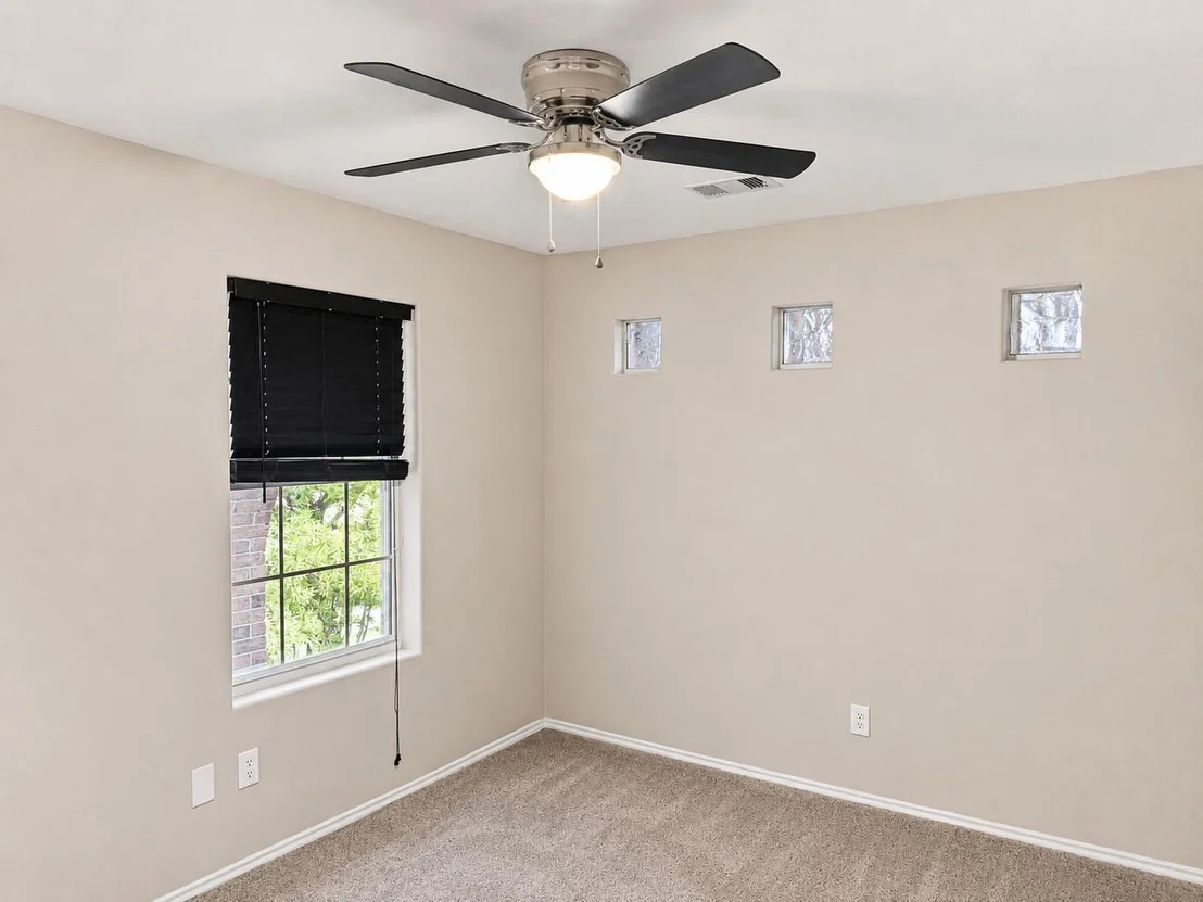 Photo of 422 Mystic Glen Loop