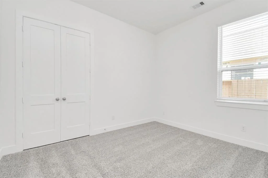 Photo of 4738 Vaughan Way