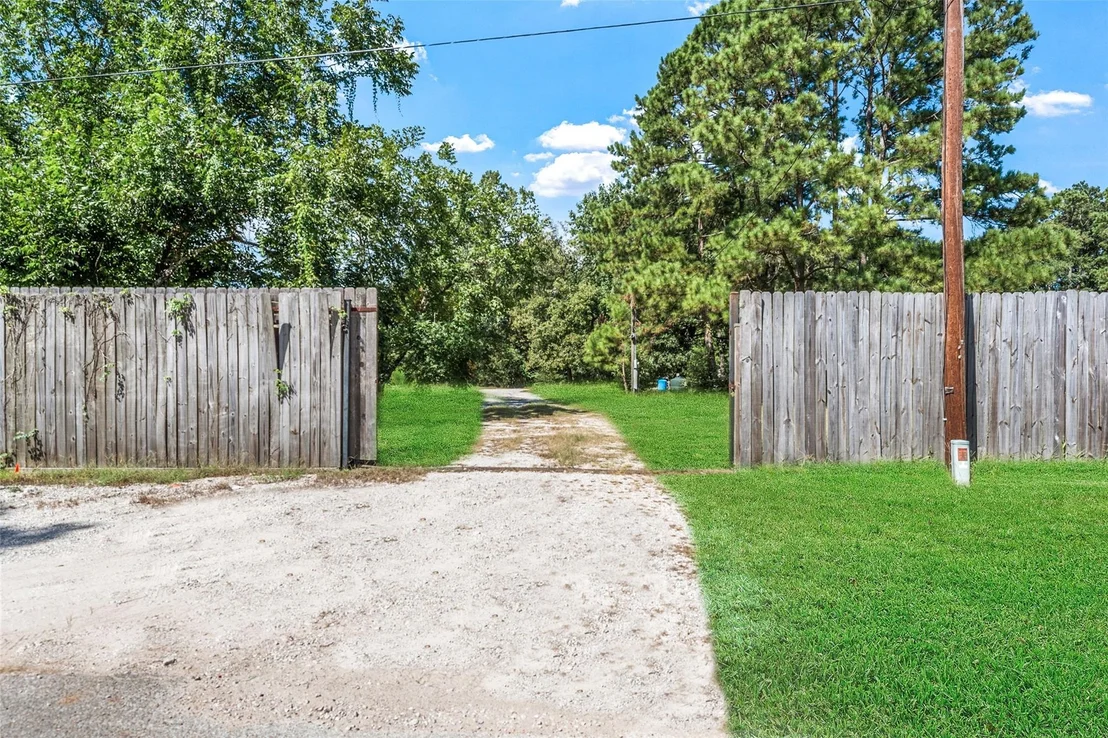 Photo of 14000 Mcalister Road