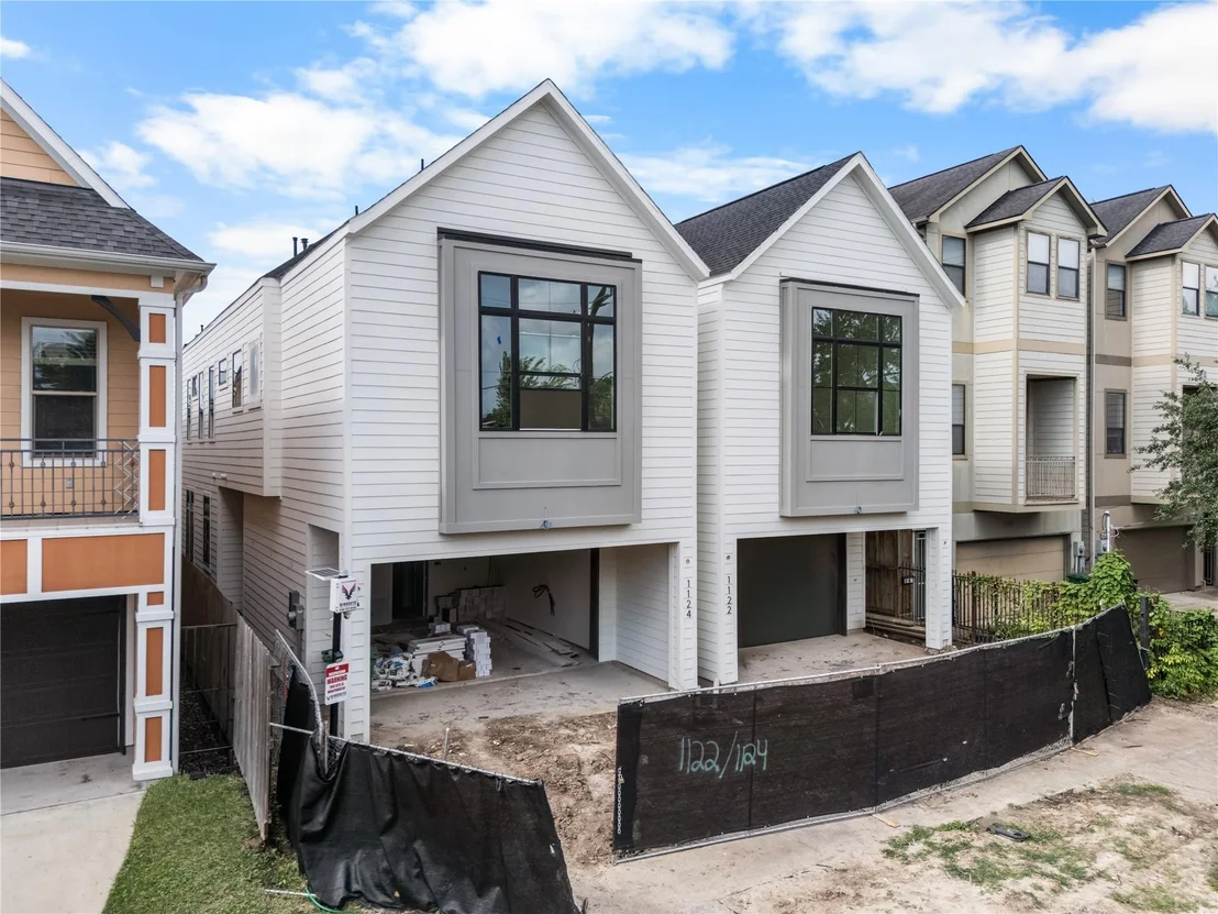 Photo of 1122 Robbie Street