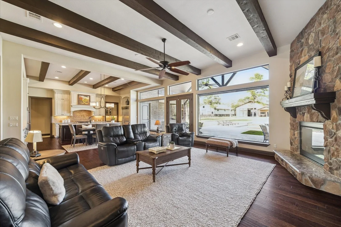 Photo of 11 Willowcreek Ranch Road