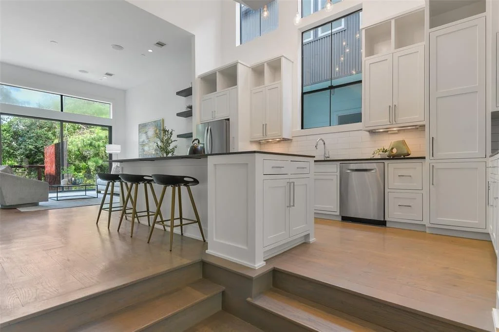 Photo of 1408 Wrightwood Street