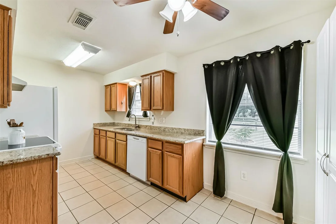 Photo of 115 N Shirley Street