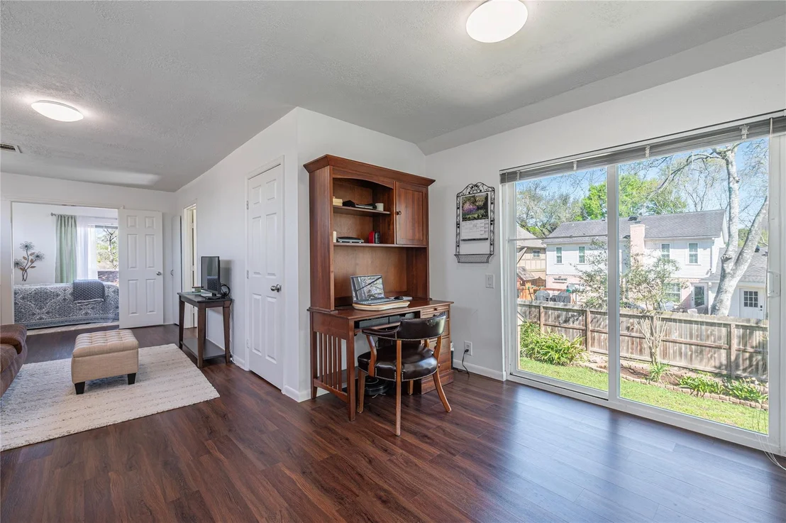 Photo of 16419 Laurelfield Drive