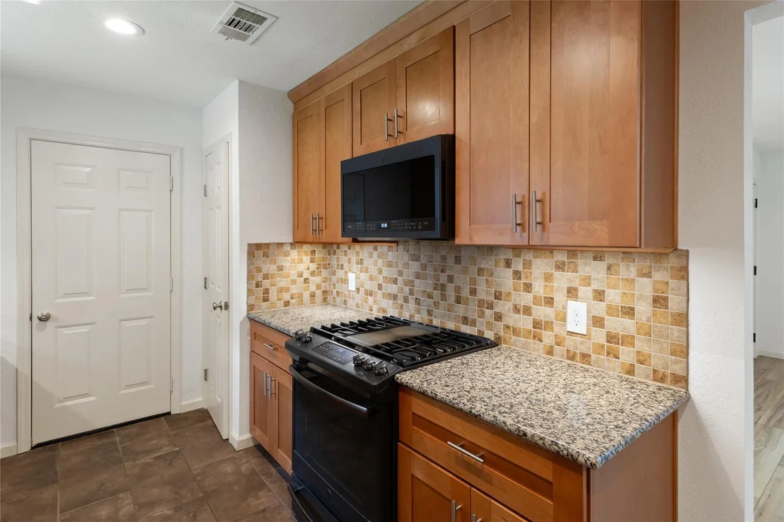 Photo of 217 Wellwood Lane