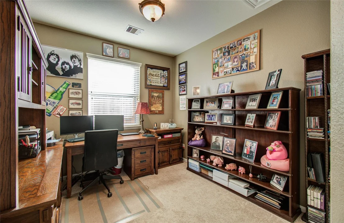 Photo of 1706 Zeppelin Circle