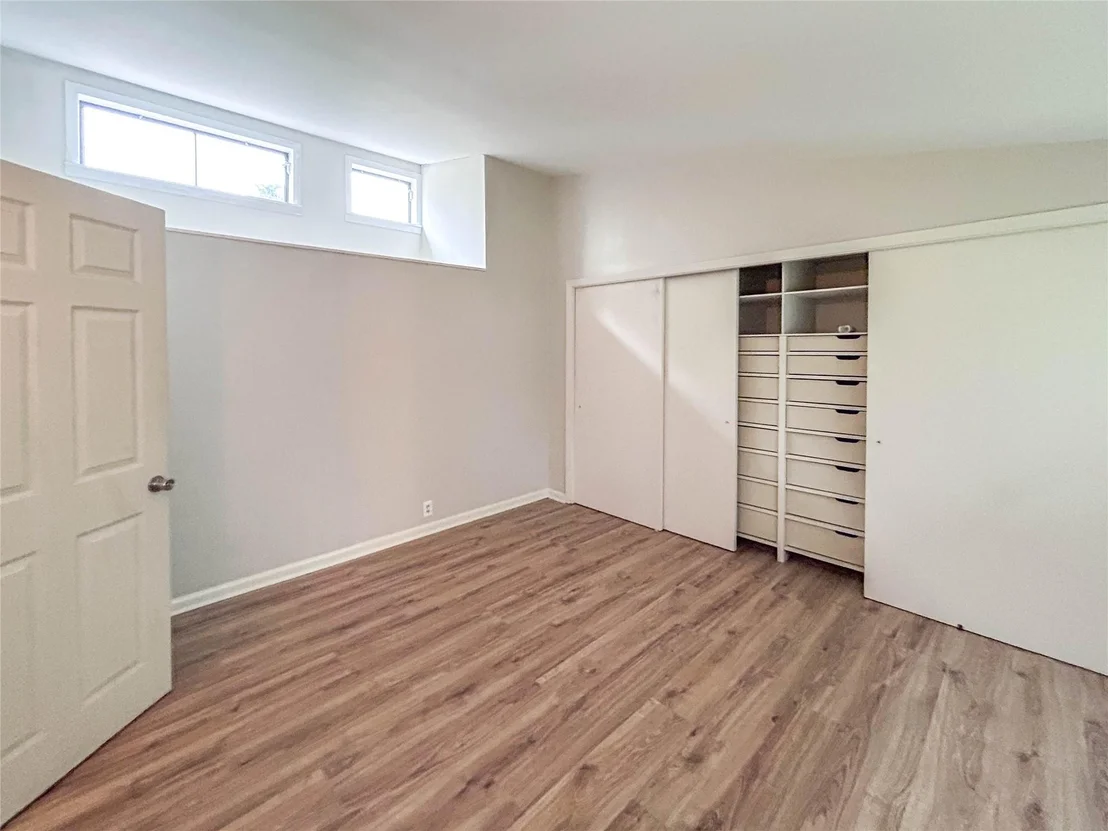 Photo of 530 Circle Way