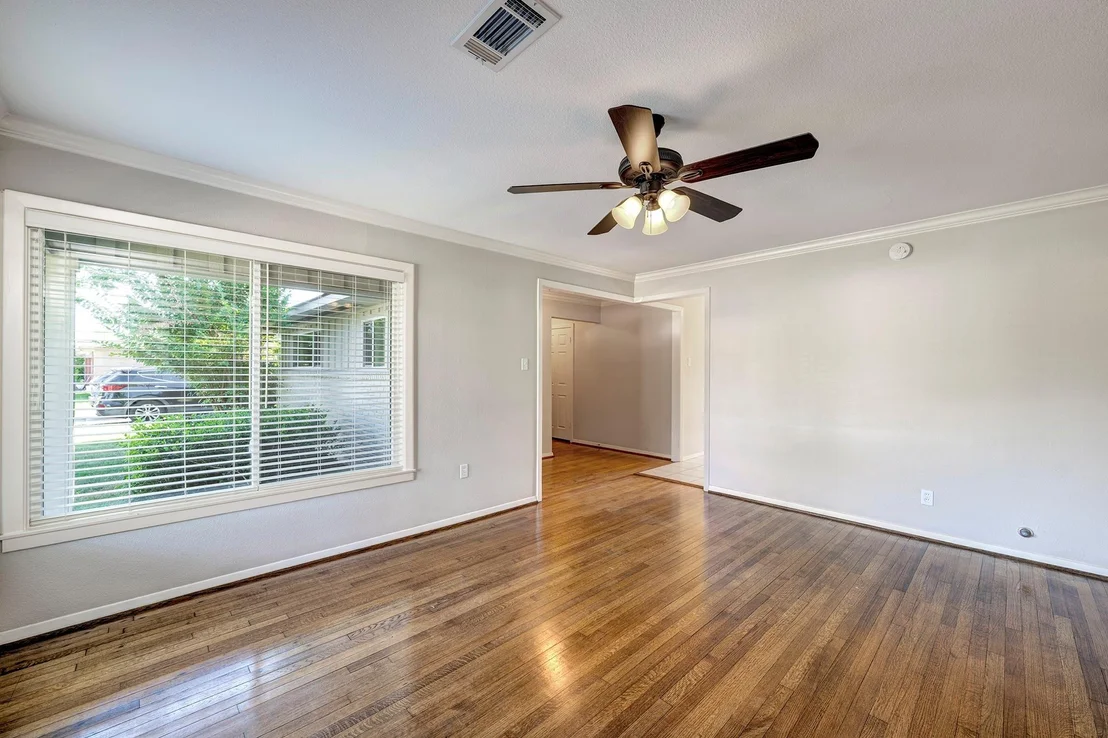 Photo of 9535 Vogue Lane