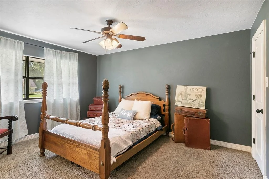 Photo of 1025 Creek Bend