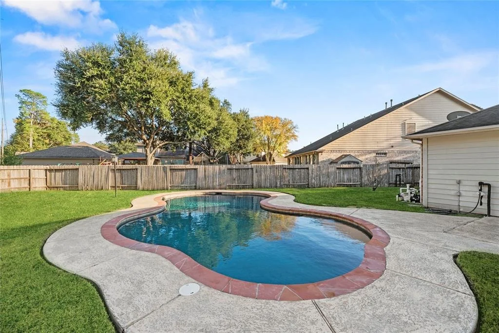 Photo of 2409 Deercreek Circle