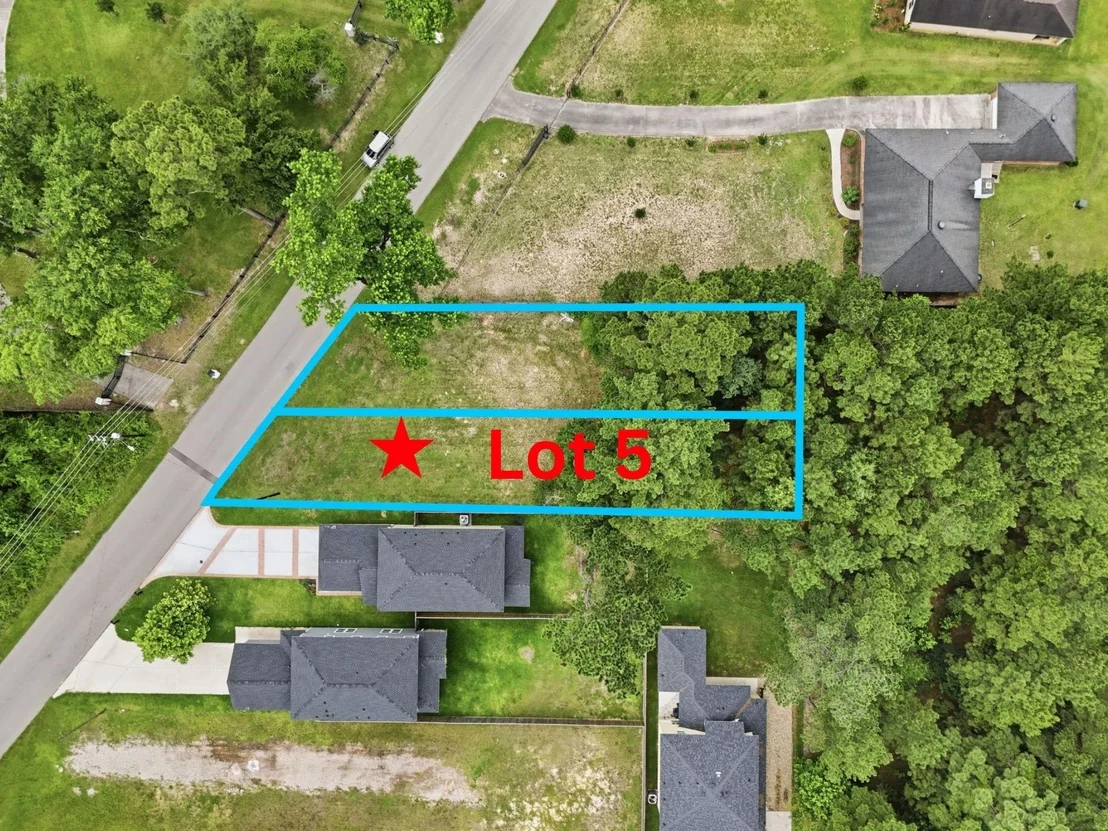 Photo of 720 Old Magnolia Road
