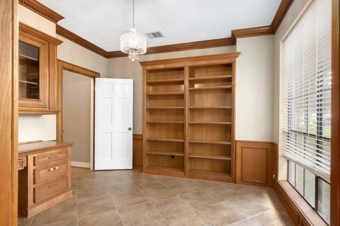 Photo of 6039 Spring Creek Lane