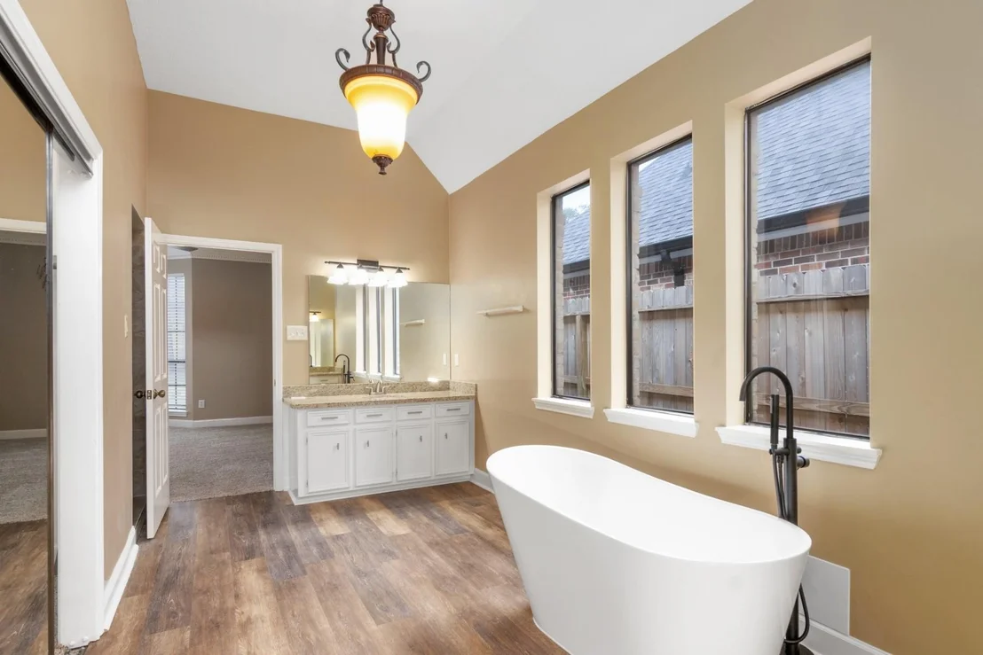 Photo of 6039 Spring Creek Lane