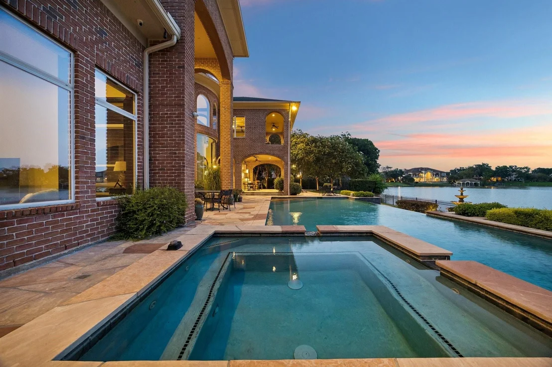 Photo of 7 Paradise Point Drive