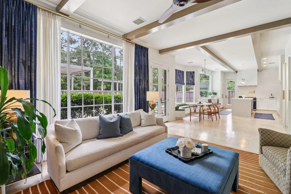 Photo of 18 Woodmere Place