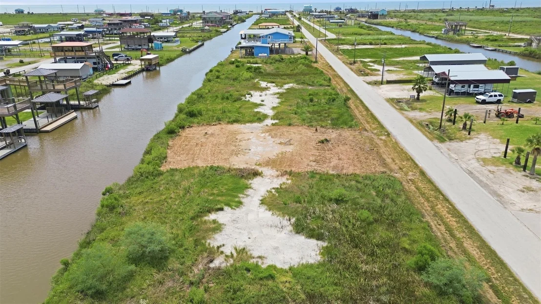 Photo of 1190 Van Sant