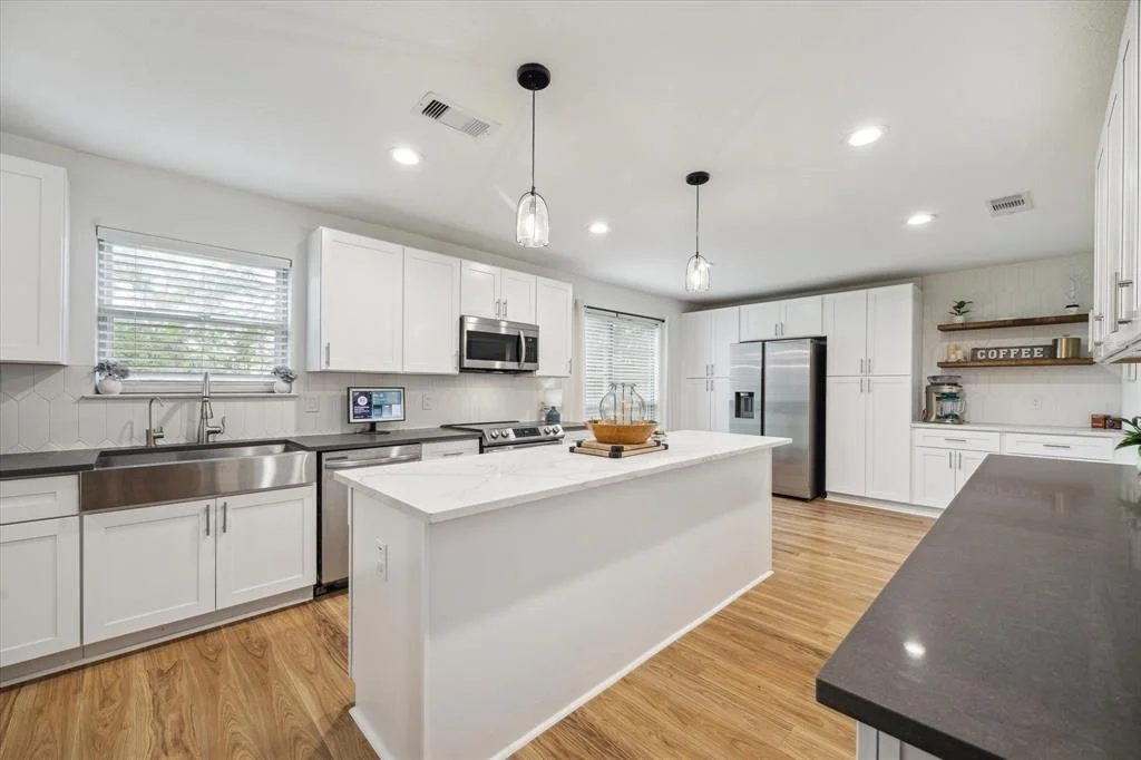 Photo of 5818 Templegate Drive