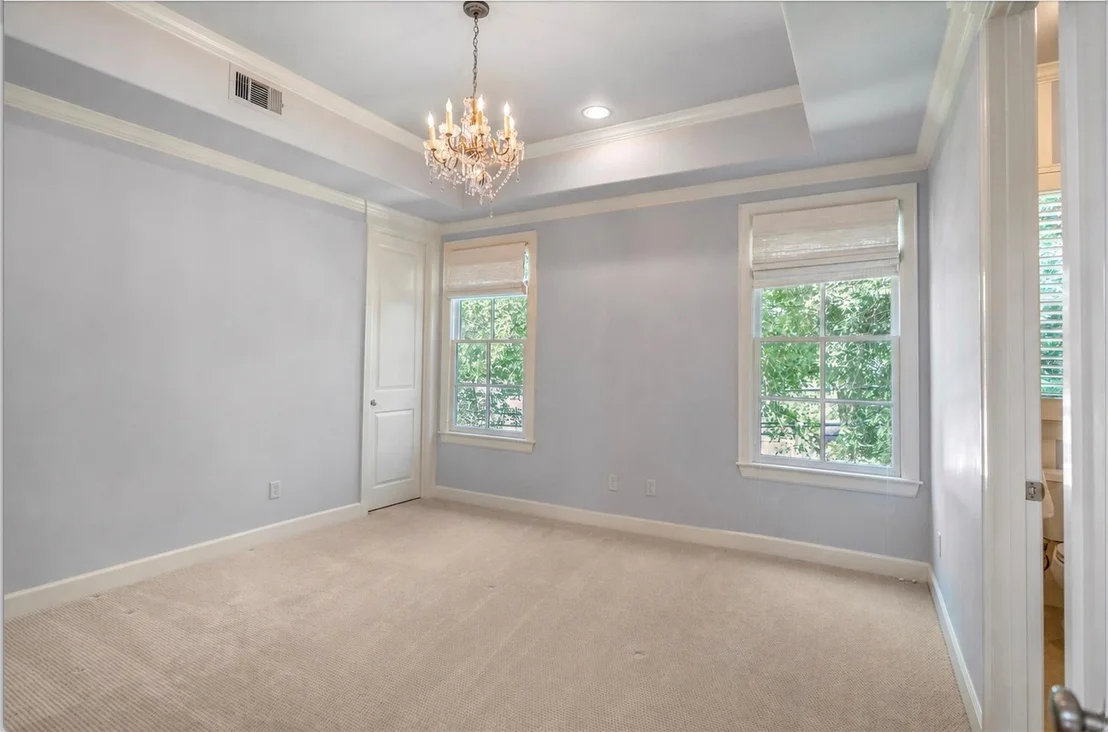 Photo of 2814 Mid Lane