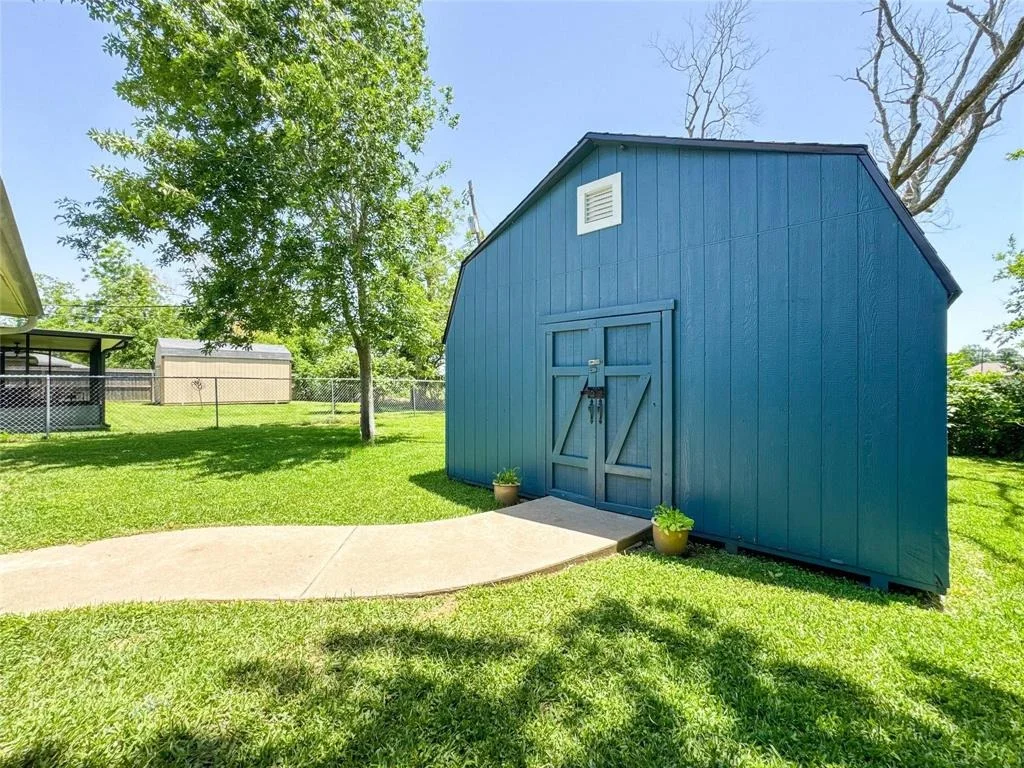 Photo of 712 Molina Drive
