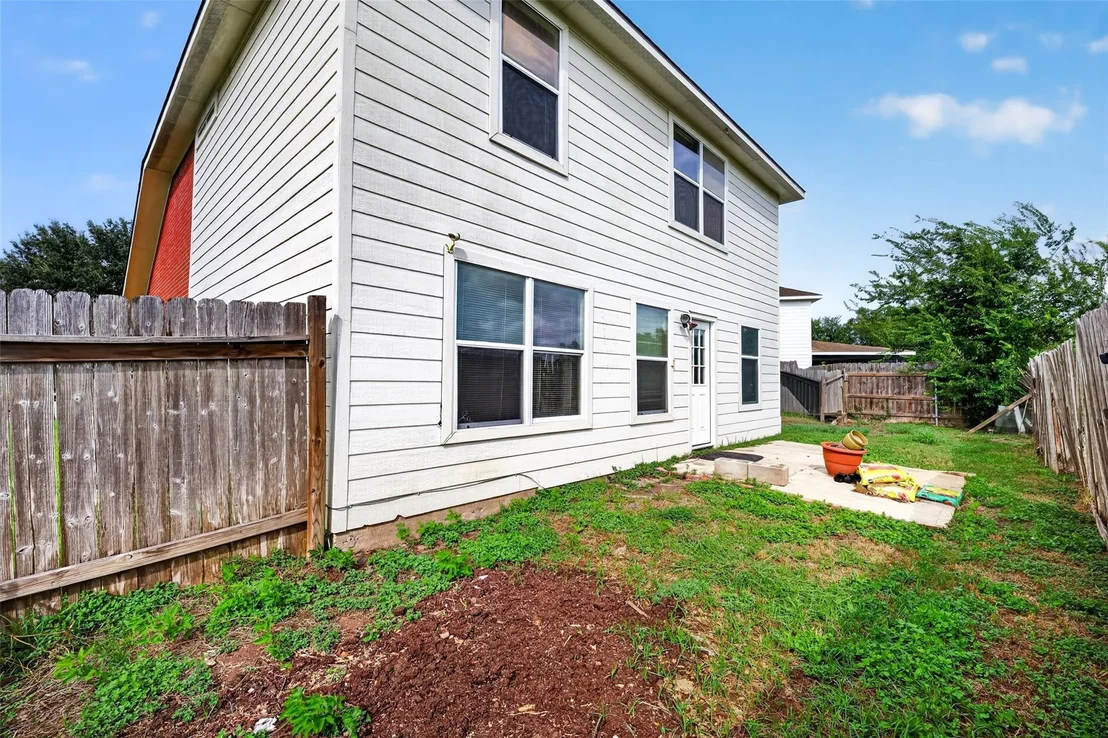 Photo of 5507 Violet Path Lane