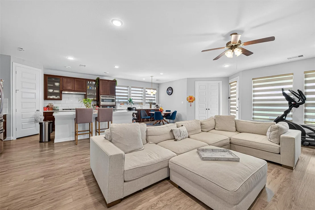 Photo of 8507 Lockridge Valley Trail