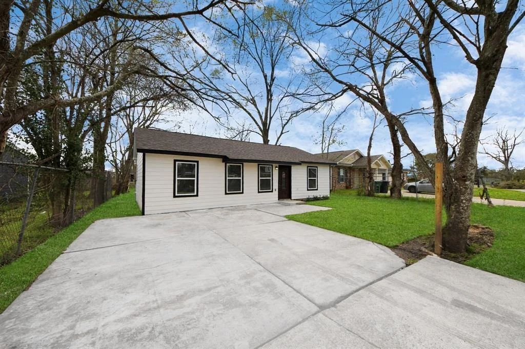 Photo of 7347 Krueger Road