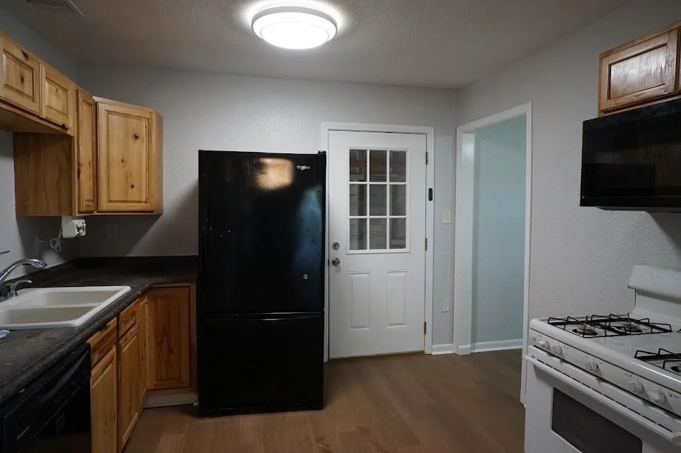 Photo of 306 Center Way Street