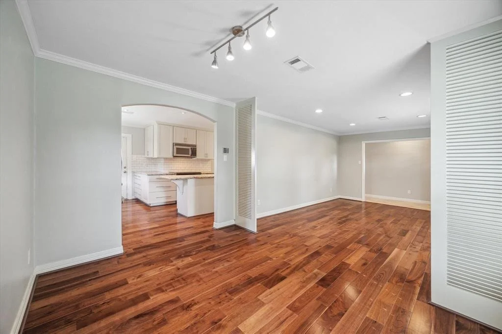 Photo of 9538 Meadowbriar Lane