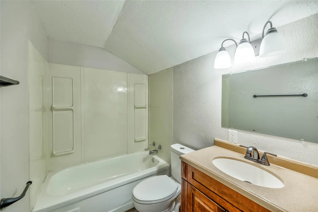 Photo of 428 Lakewood Drive