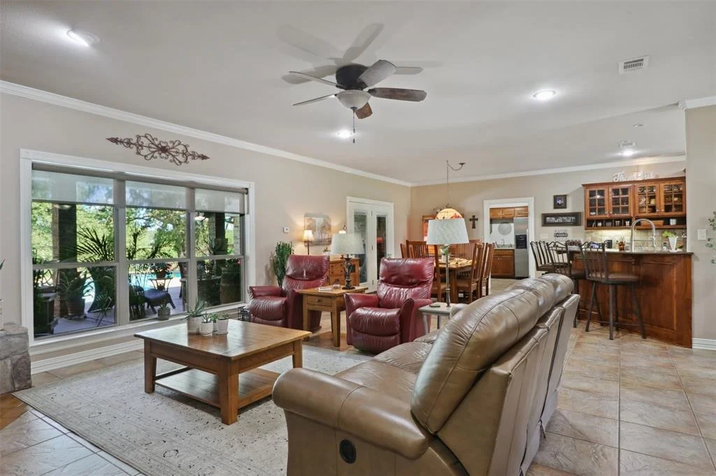 Photo of 21489 Stevenson Road