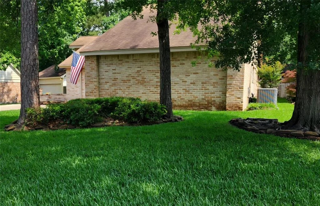 Photo of 532 S Rivershire Drive