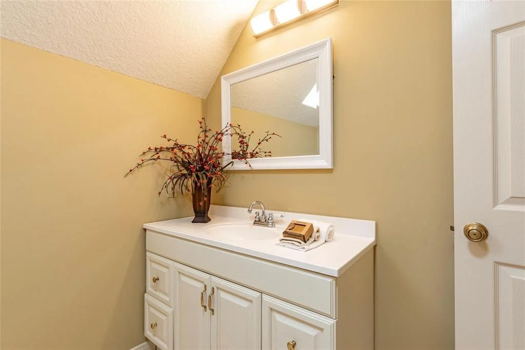 Photo of 2209 Oak Drive