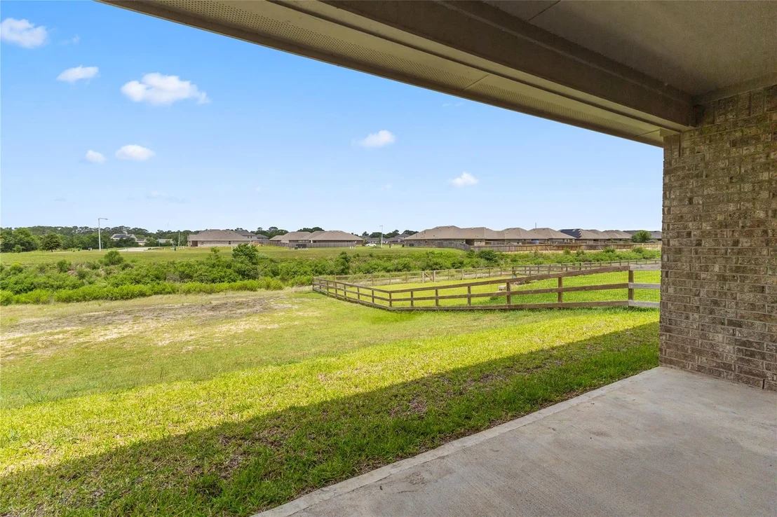 Photo of 4320 Leslie's Way