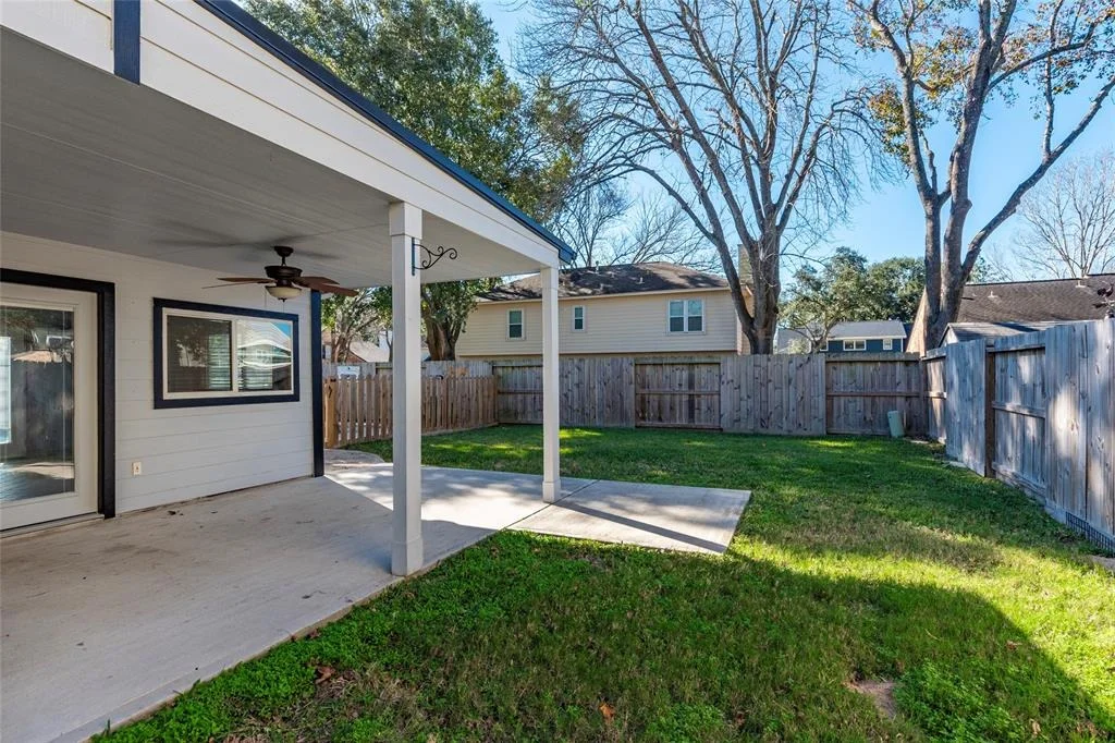 Photo of 2302 Parkview Drive