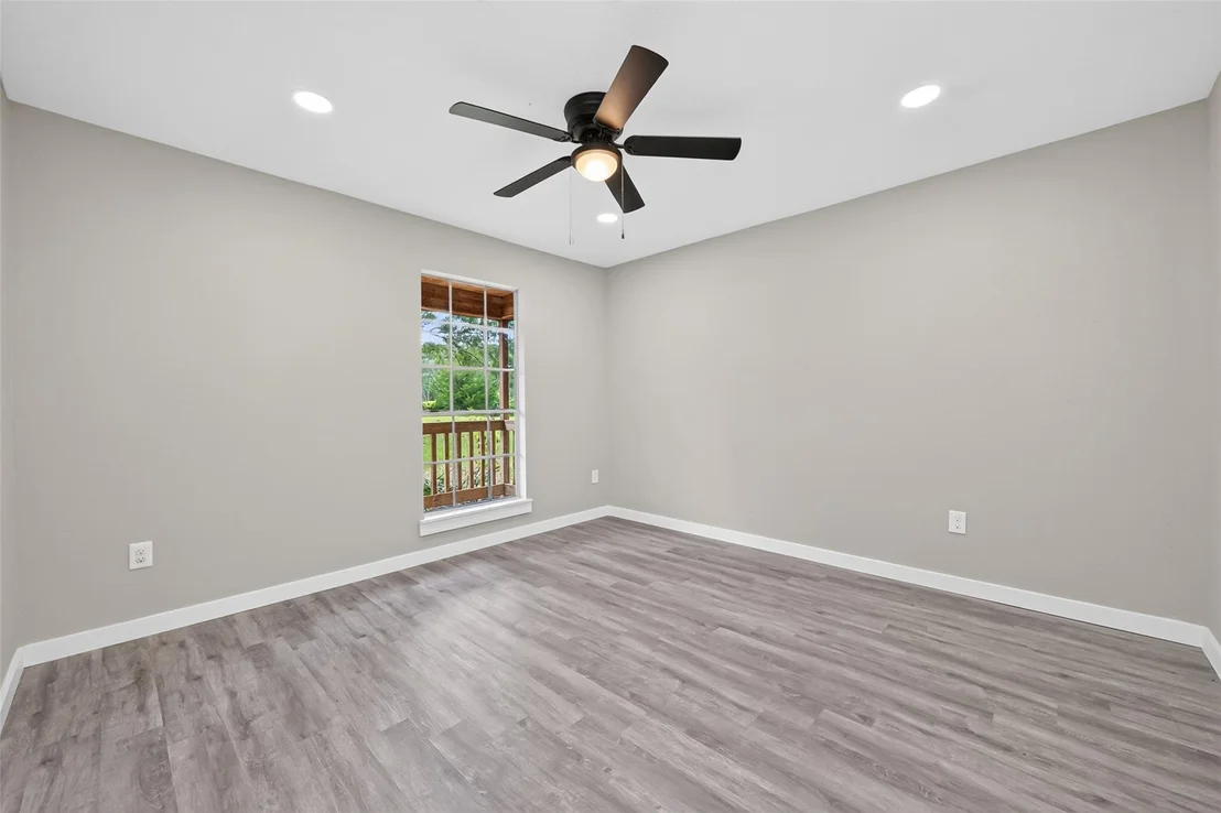 Photo of 1241 Moody Road