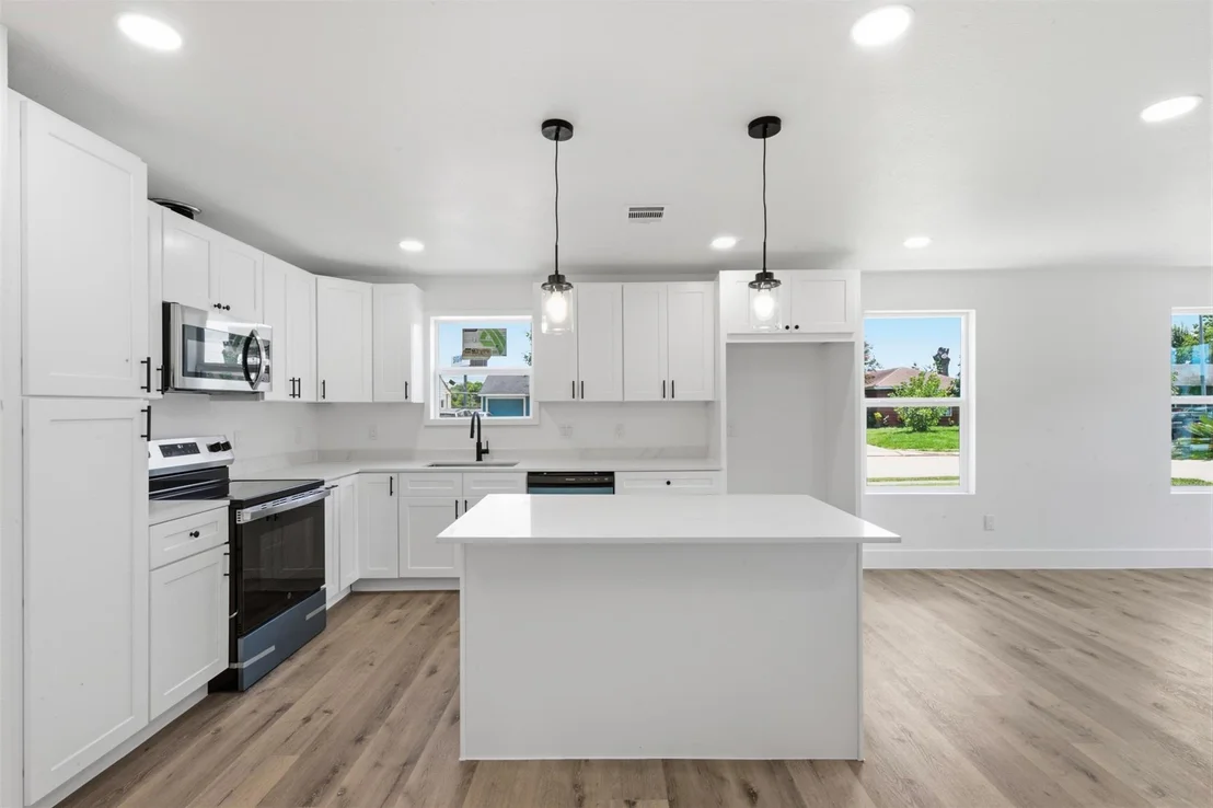 Photo of 102 Tilden Drive