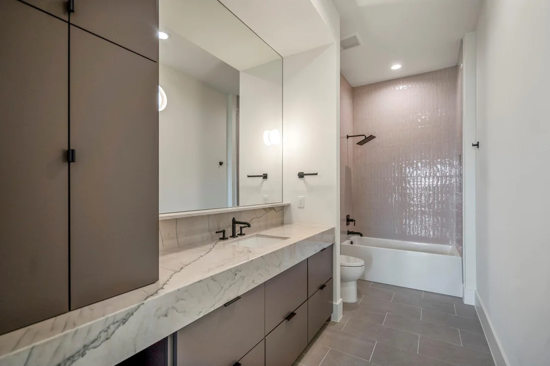 Photo of 46 Aria Isle Drive