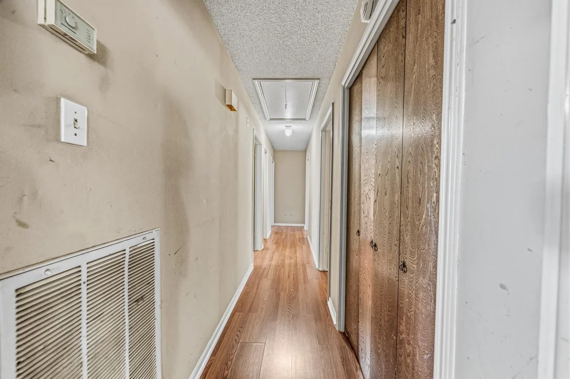Photo of 12715 Oakfield Drive