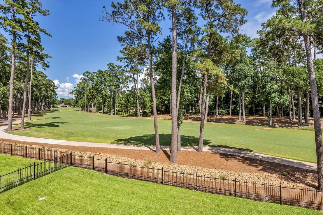Photo of 348 W Pines Drive