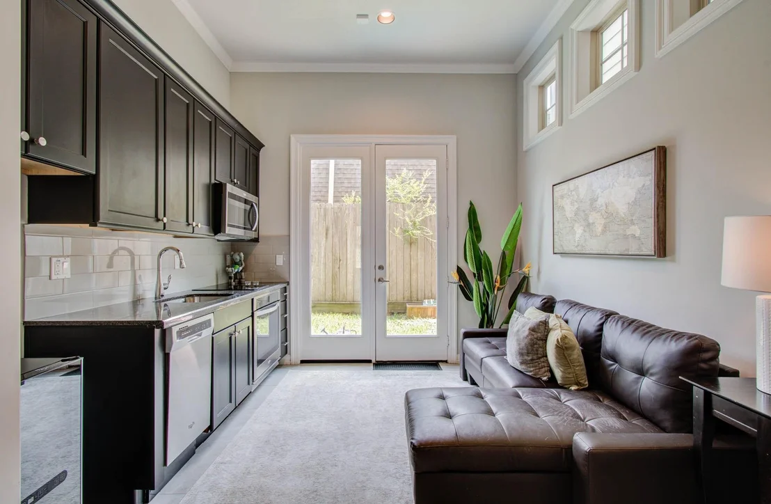 Photo of 11123 Olympia Drive