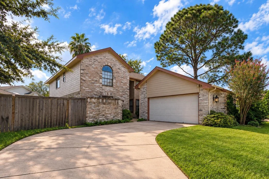 Photo of 3102 Ashford Bend Drive