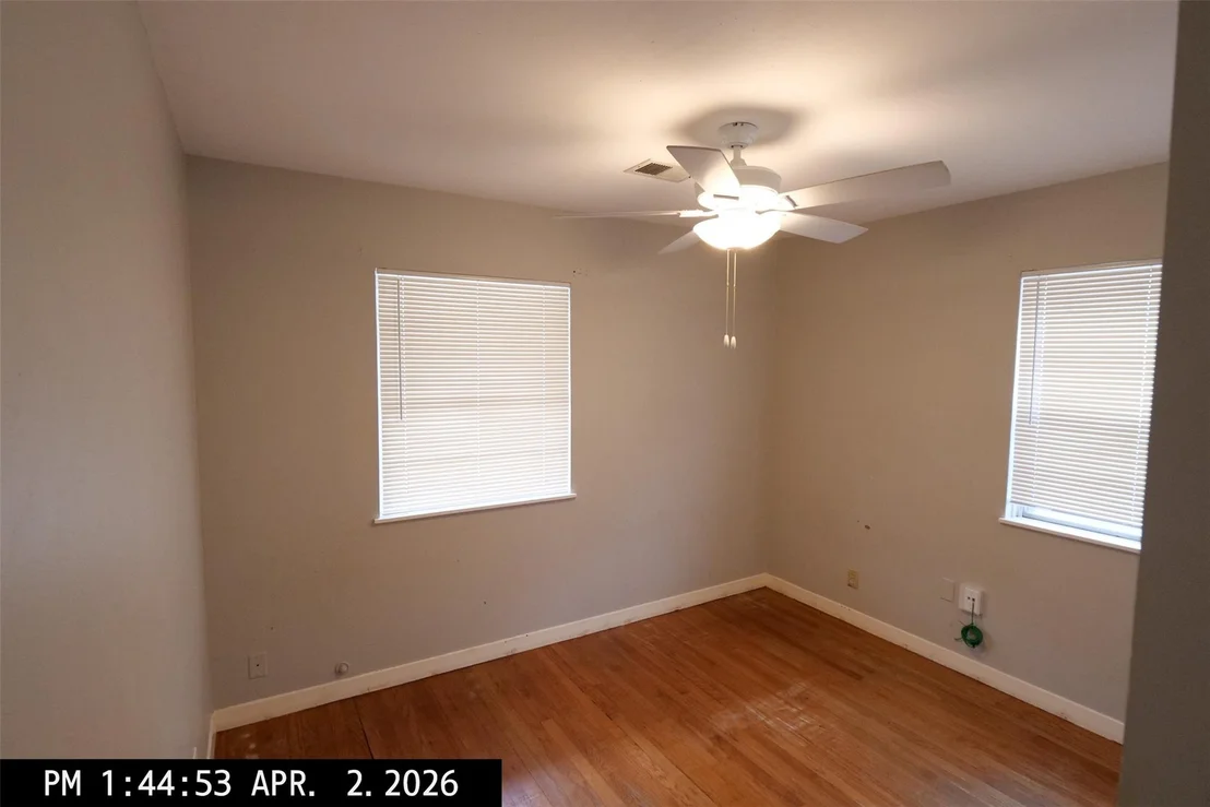 Photo of 6406 Scribner