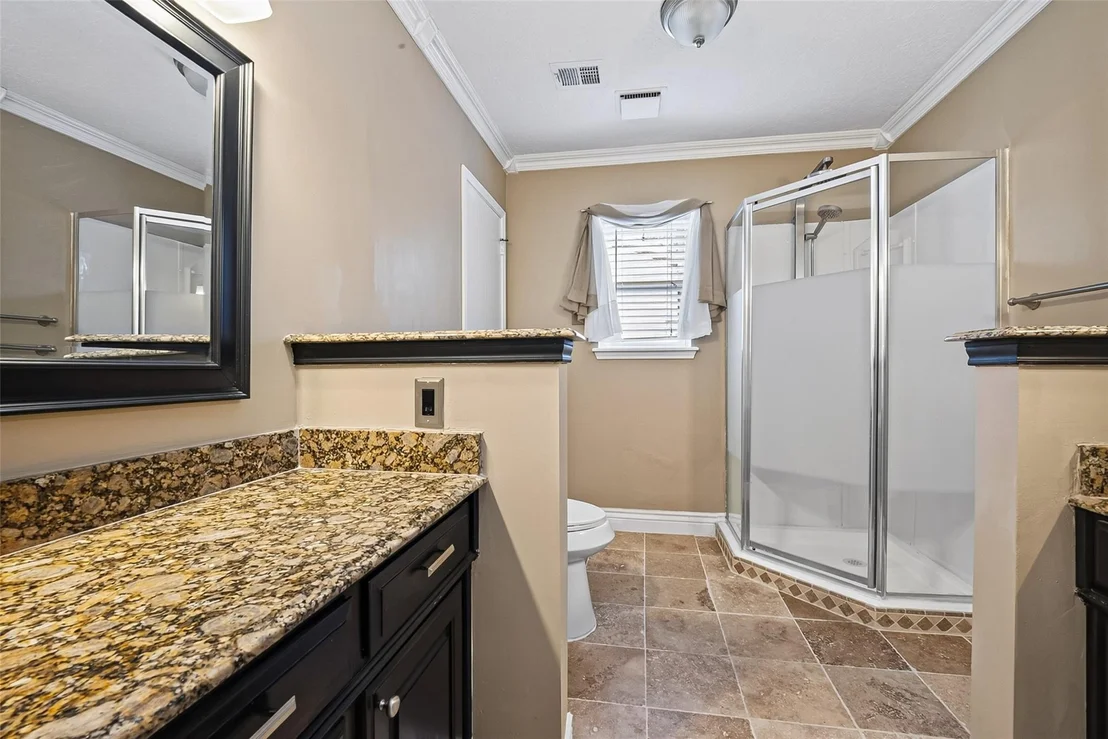 Photo of 560 Savannah Park