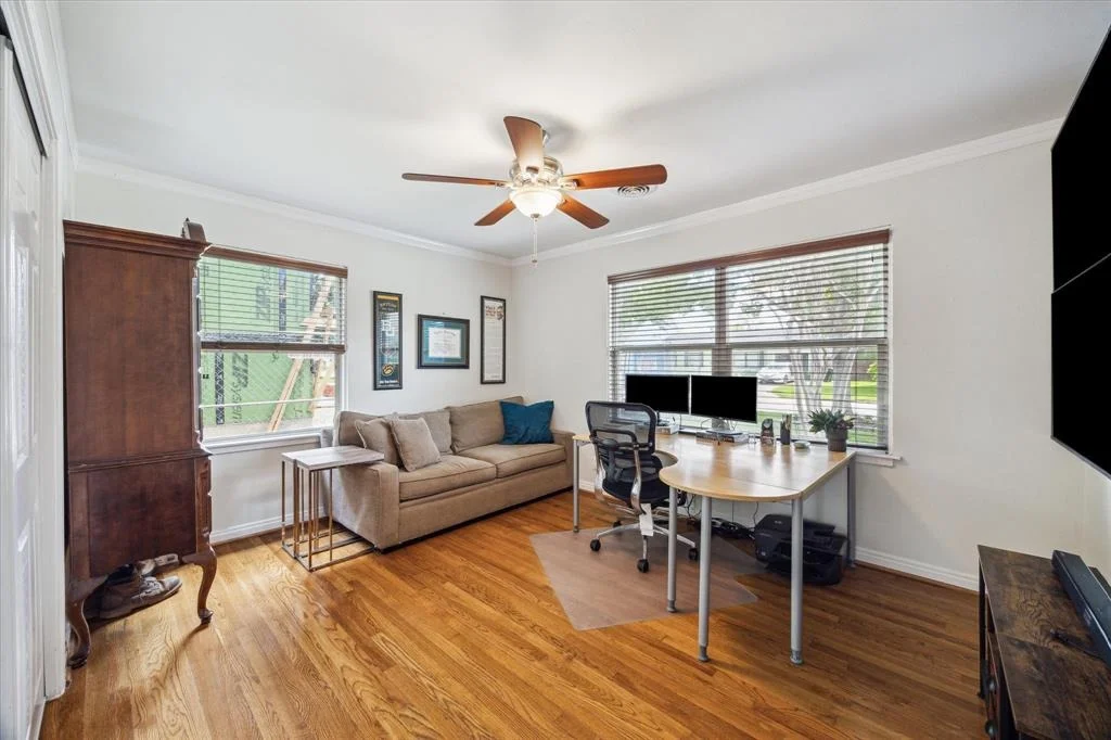 Photo of 1846 Chantilly Lane