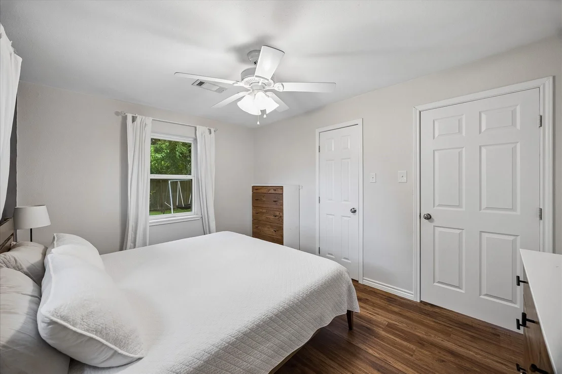 Photo of 1122 Sunny Drive