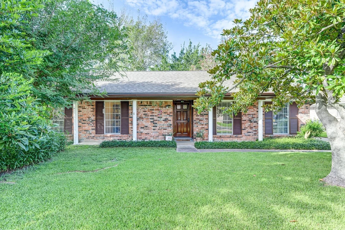 Photo of 12211 Plumpoint Drive