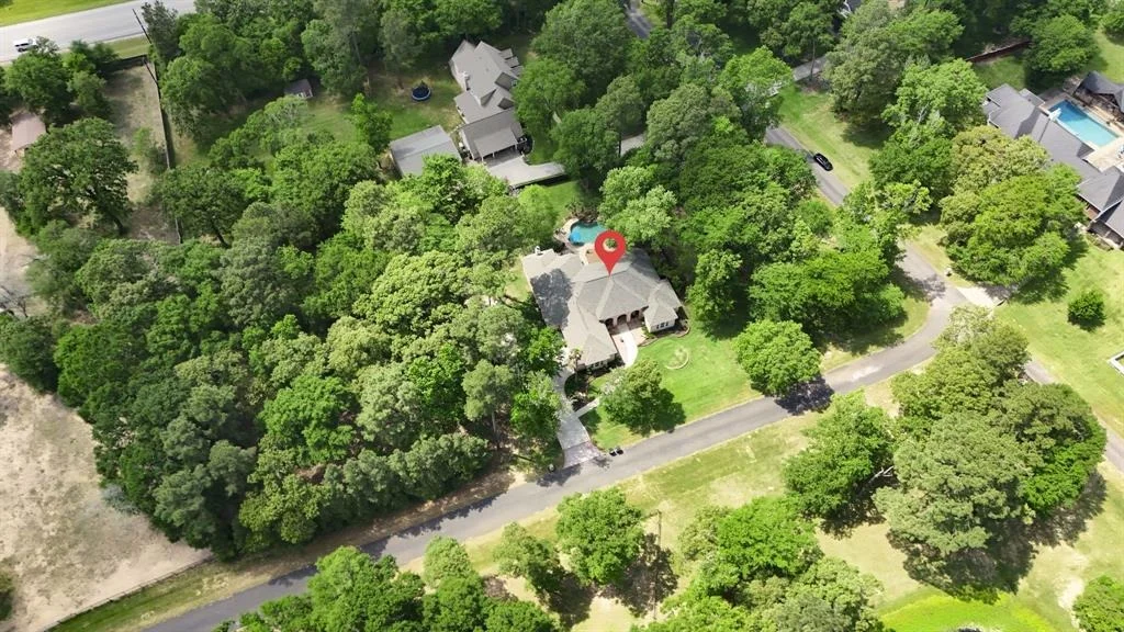 Photo of 18919 Heritage Point Boulevard