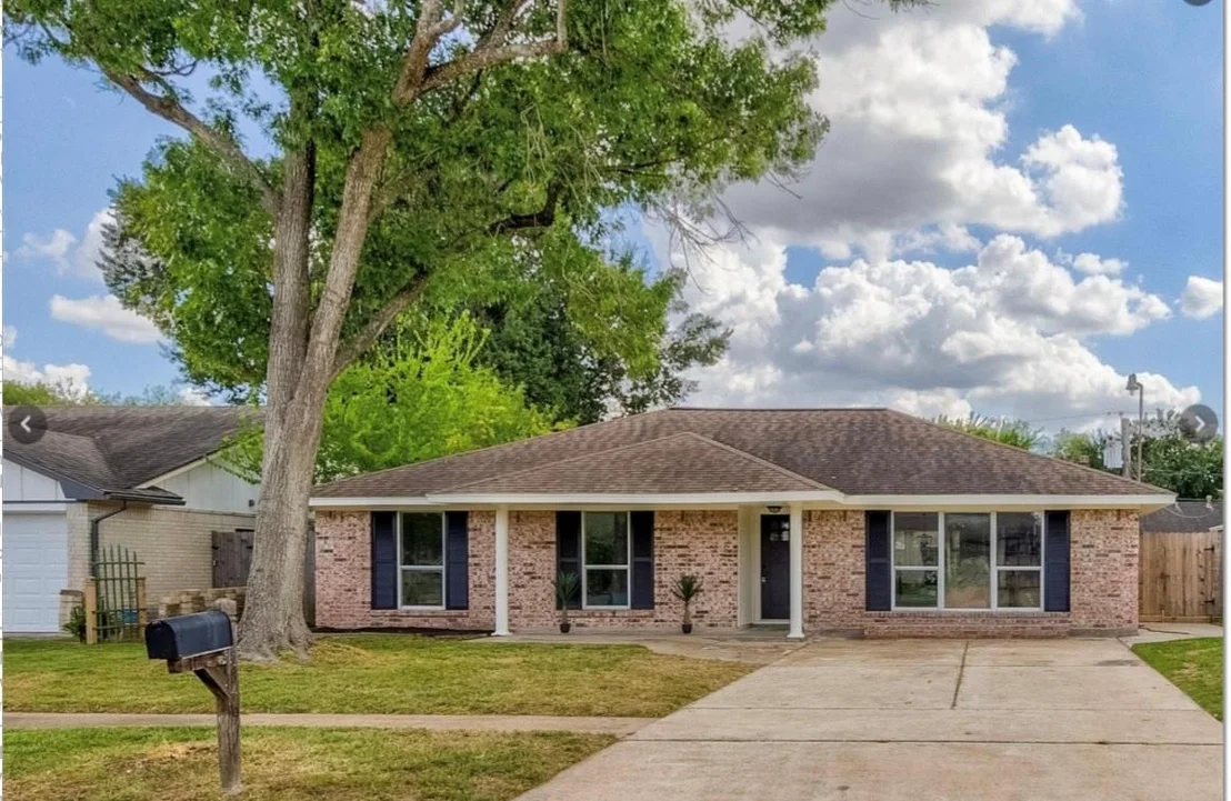 Photo of 5819 Chrystell Lane